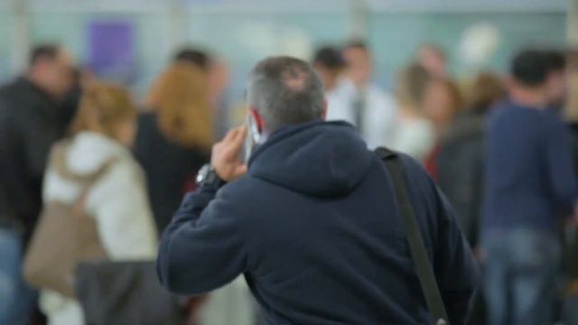 Modernizing Athens International Airport's IT infrastructure to improve travellers experience смотреть онлайн