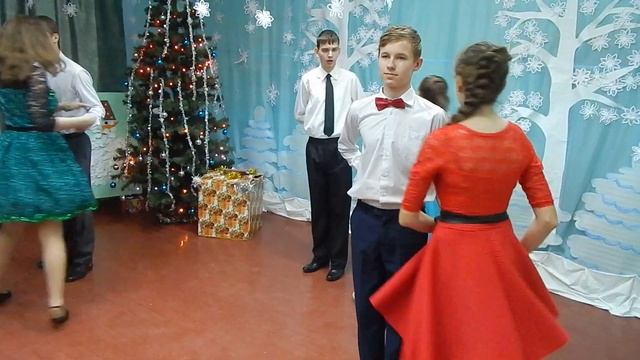 Новогодний вальс) смотреть онлайн
