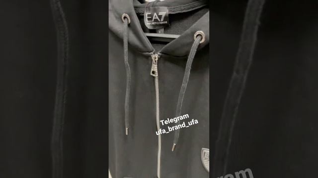 Обзор спортивный костюм Armani смотреть онлайн