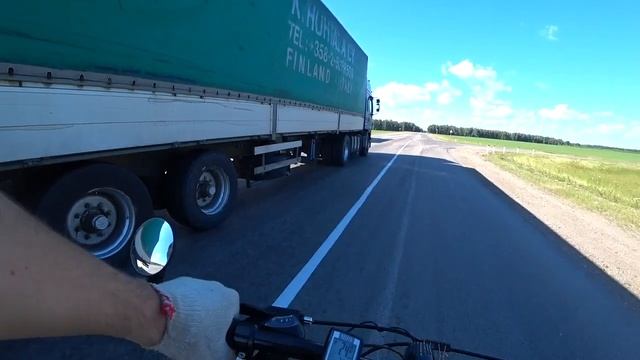 На велосипеде от первого лица за тихоходами. Подборка моих видео. смотреть онлайн