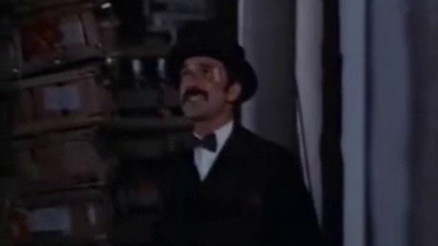 Миклован - Перестрелка на складе (Чистыми руками) смотреть онлайн