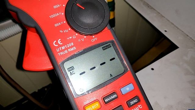 ТЕСТ Токовых клещей UNI-T UTM 1208 Измеряем пусковой ток компрессоров смотреть онлайн
