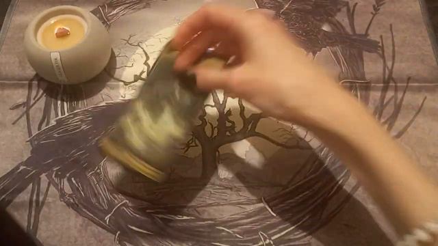 Прекратится ли общение загаданного человека с людьми, которые плохо на него влияют? смотреть онлайн