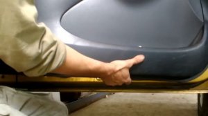 Снятие обшивки двери тойота  VITZ