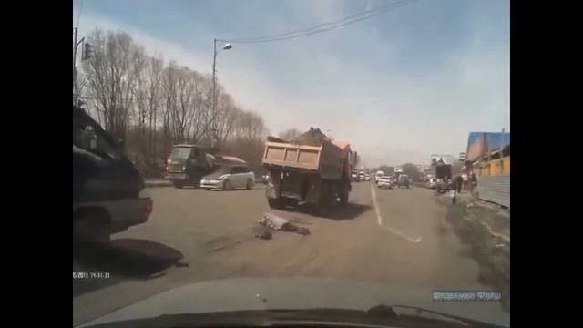 Бабуля камикадзе слабонервным не смотреть смотреть онлайн