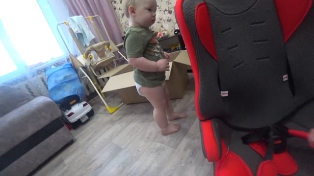 Даня И НОВОЕ АВТОКРЕСЛО смотреть онлайн