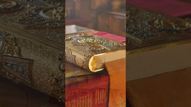 Святые молятся о нас смотреть онлайн