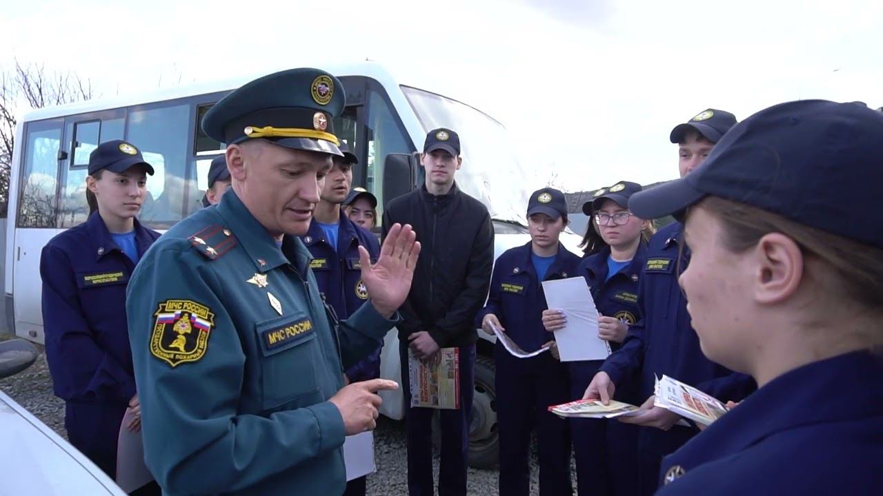 Сотрудники МЧС напоминают владельцам садовых участков об мерах безопасности в пожароопасный период смотреть онлайн