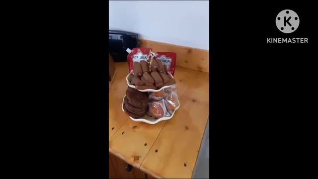 ЗАВТРАК В ОТЕЛЕ ТИХИЙ РАЙ*** В ЛАЗАРЕВСКОМ смотреть онлайн