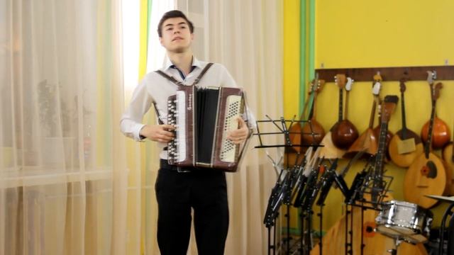 Щелкунов Дмитрий - Карусель обр. Ю. Шахнова (баян) смотреть онлайн