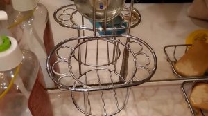 Держатель-присоска . Присоски держатся долго , если их.......