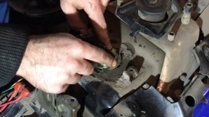 Замена топливного датчика в баке Скутера.