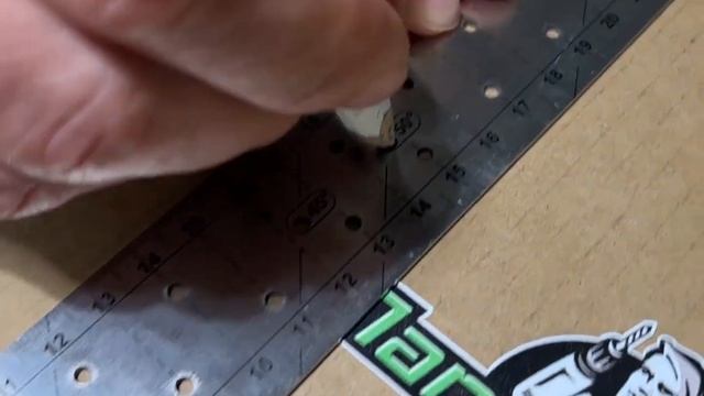 Угольник 30 см Kapro 353-30 смотреть онлайн