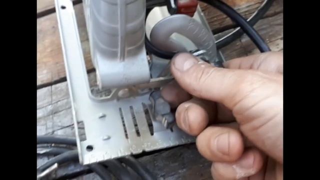 ОНЛАЙН ТРЕЙД.РУ Пила дисковая BOSCH GKS 190 0.601.623.000