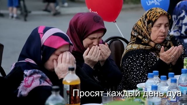 Нашид Нас Аллах любит (На русском)