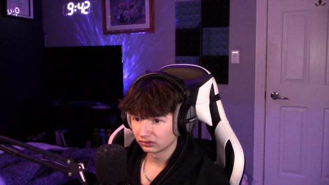 these tiktokers got life all wrong... смотреть онлайн