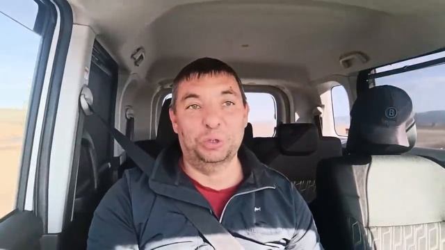 Купили во Владивостоке два Daihatsu, перегоняем в Иркутск. Продолжение нашего пути домой. смотреть онлайн