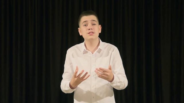 Фадеев Михаил читает стихотворение В. Шефнера 