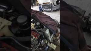 замена переднего сальника коленвала Ауди А6 С6 3.2 fsi