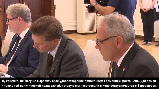 Меркель в восторге от армянского гостеприимства / 24 авг. 2018 г смотреть онлайн