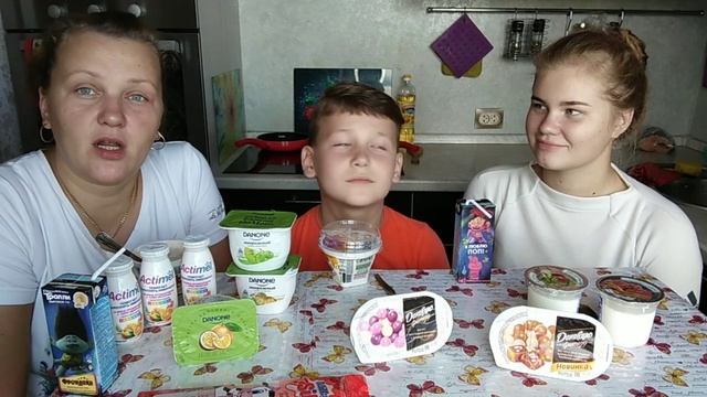 Мукбанг Сладкие Йогурты /Полезно или нет?! / смотреть онлайн