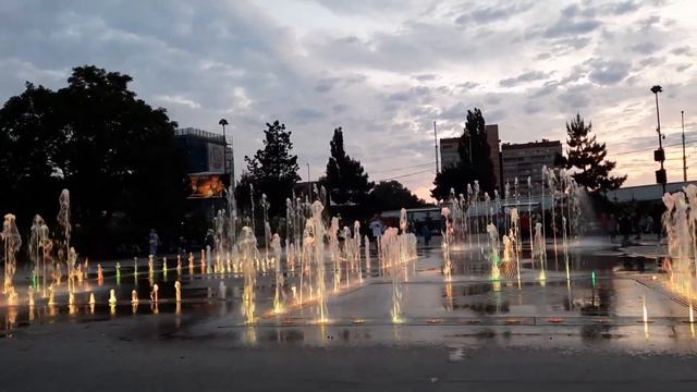 Калининград, поющие фонтаны, 13.06.23 смотреть онлайн