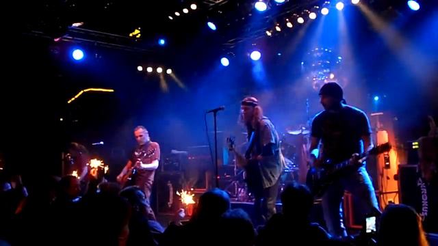 Krokus - Drive it in смотреть онлайн