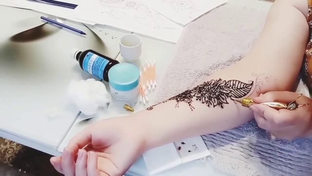 МЕХЕНДИ самой себе. СЕКРЕТНЫЙ прием.?Получится даже у новичков. смотреть онлайн