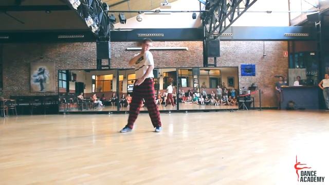 DASS 2013 Barcelona: Oleg Gladkikh - Popping смотреть онлайн