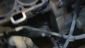 Вытекает тосол с двигателя. ВАЗ 2110