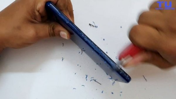 Xiaomi Redmi 8 - Scratch test, Burn test, Hitting test, Bend test!