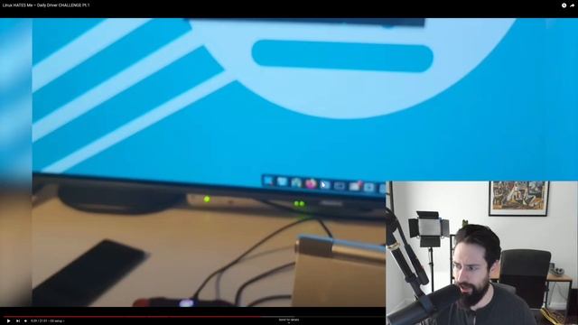 Linus Tech Tips Linux Challenge Part 1 - Linux Vet REACTS смотреть онлайн