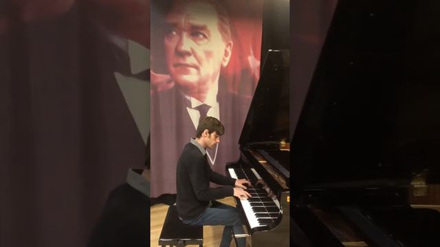 Edward Grieg: Piano Sonata in E Minor Op.7 I. Allegro Moderato смотреть онлайн