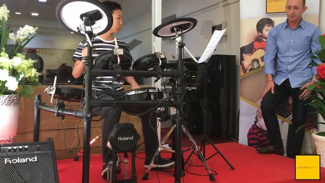 Chonghwi performed [RSL Awarding Ceremony at Soundskool] смотреть онлайн
