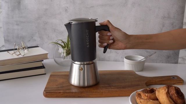 Milano Stovetop Espresso Maker by Grosche / Cafetière à espresso « Milano » par Grosche смотреть онлайн