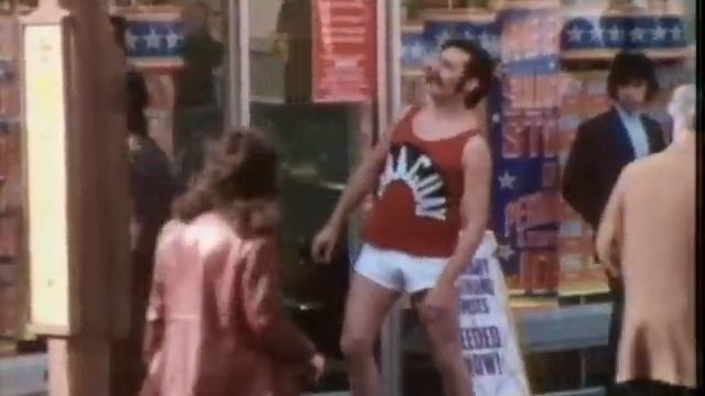 Monty Python FC 35. - Bújócska olimpiai döntő (The Olympic Hide-and-seek Final) смотреть онлайн