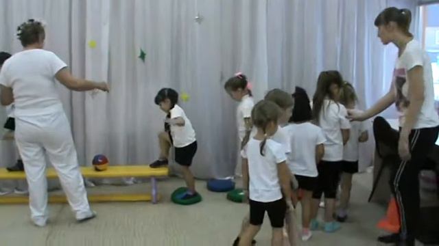 "Путешествие к планетам" смотреть онлайн