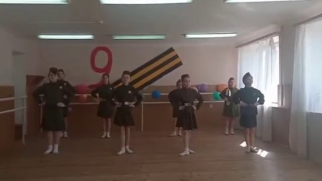 Хореографическая композиция «Победа», исполняют учащиеся 3 класса хореографического отделения смотреть онлайн