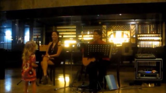 Acoustic Chime Duo (Anantara Resort & Spa Mui Ne Vietnam) Video Part 3 смотреть онлайн