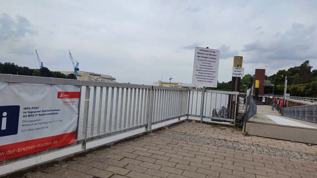 Паром в Германии, набережная города Бремен смотреть онлайн