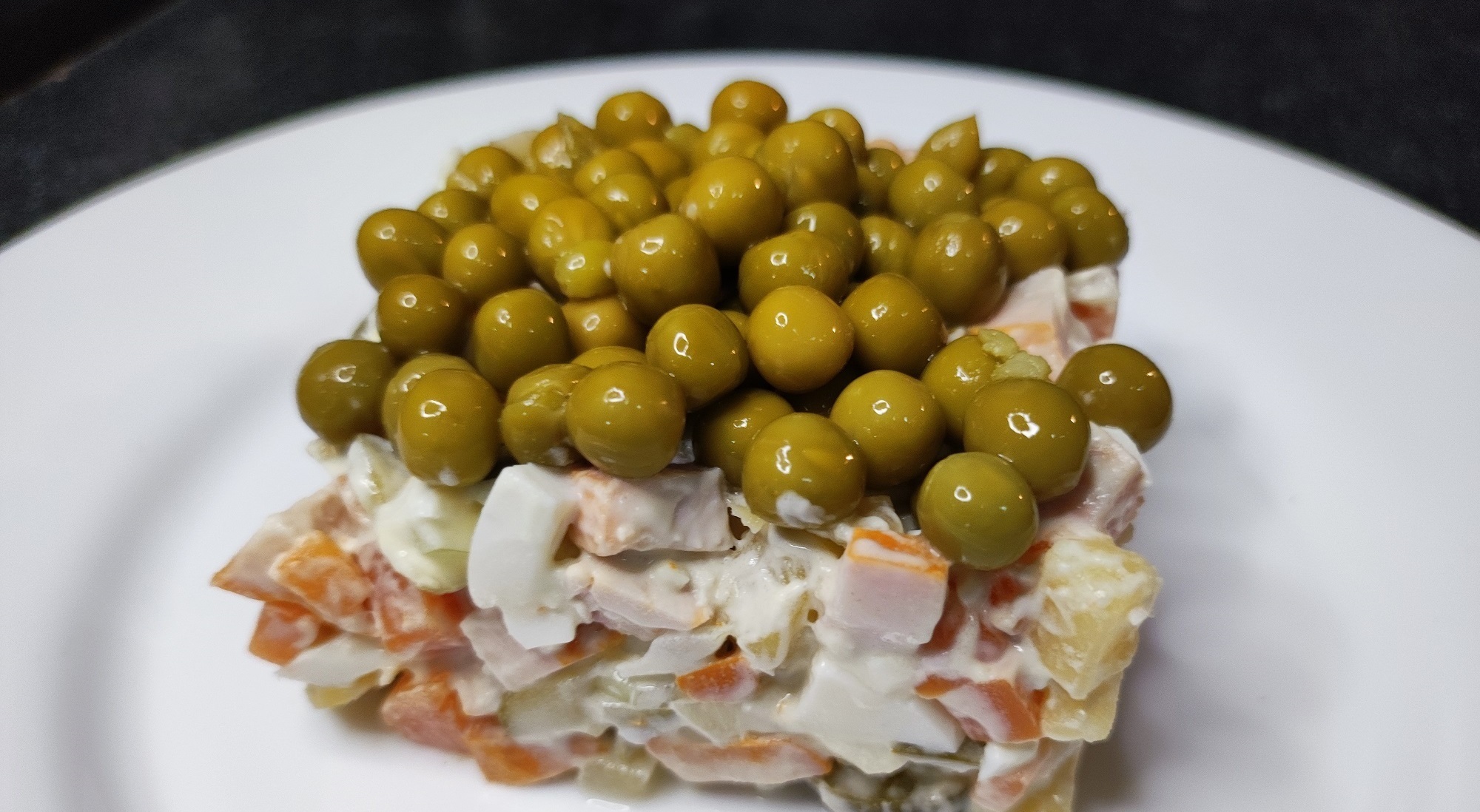 Простой ОЛИВЬЕ Больше Не Готовлю, Этот салат Съедят первым и еще попросят, Новый салат на Новый Год смотреть онлайн