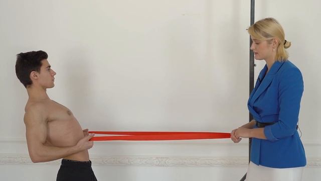 Упражнение с резинкой от сутулости — укрепляем лопаточные мышцы дома самостоятельно смотреть онлайн