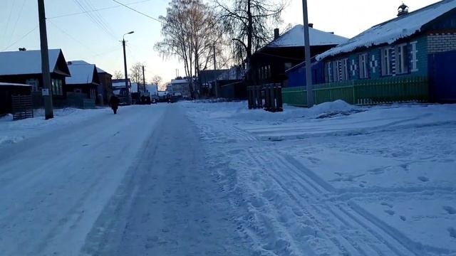 Барахолка, рынок в поселке Юрино по средам.. ?? Лену Маринину встретила? смотреть онлайн