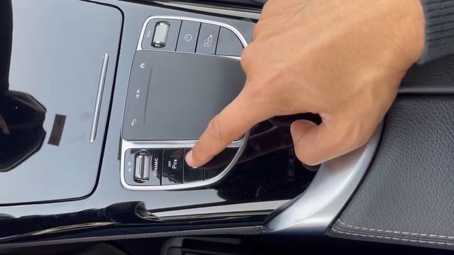 عرض حصري | Mercedes EQC 400 مرسيدس اس يو في كهرباء смотреть онлайн