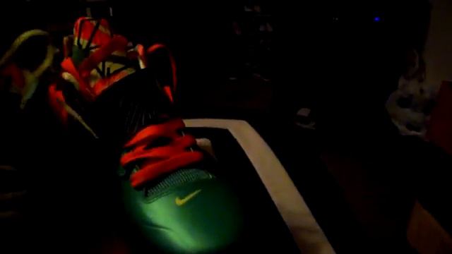 NIKE KD IV WEATHERMAN PICKUP VIDEO.MOV смотреть онлайн