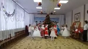 Общий танец на Новый Год, в детском саду. Подготовительная группа