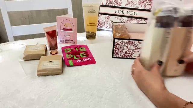 ASMR ?РАСПАКОВКА ПОСЫЛКИ С ПОДАРКАМИ ОТ ЗРИТЕЛЬНИЦЫ! ТИХИЙ ГОЛОС и ШЁПОТ для сна смотреть онлайн