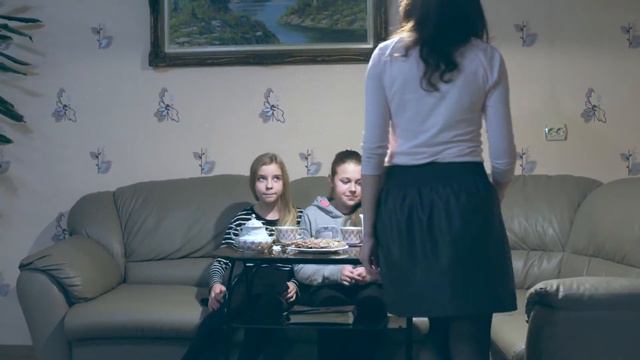 Ролик - В гости к учительнице смотреть онлайн