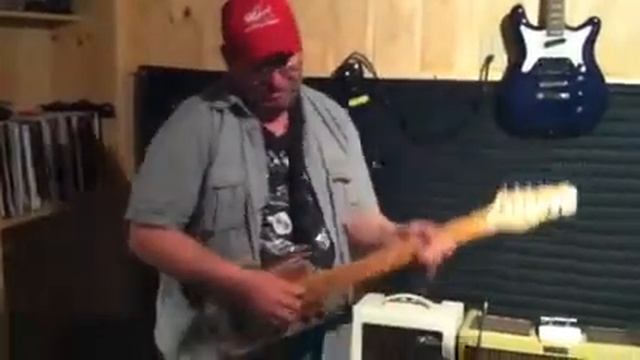 TedTosTerTone Cigar Box Git смотреть онлайн