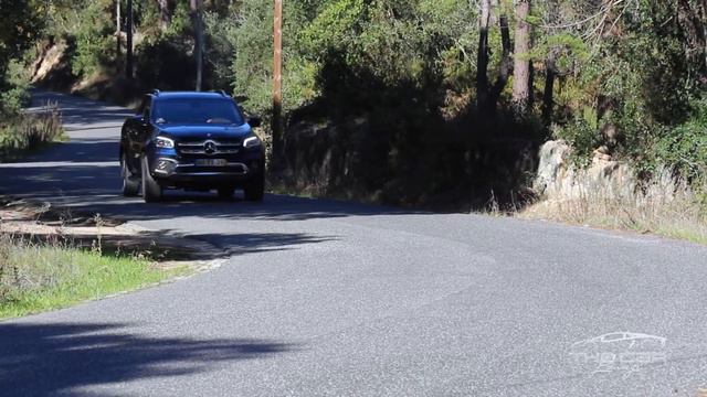 Mercedes Benz X250d 4Matic - 'X' marks the spot! смотреть онлайн